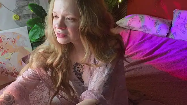 Freya_Heya's cam snapshot