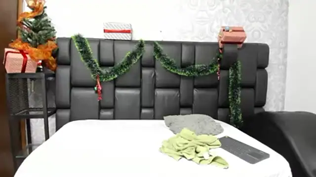 salome_mio's cam snapshot