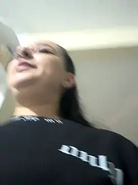 Abril_Luv live sex cam