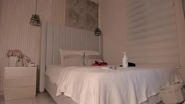 _dakota_a's cam snapshot