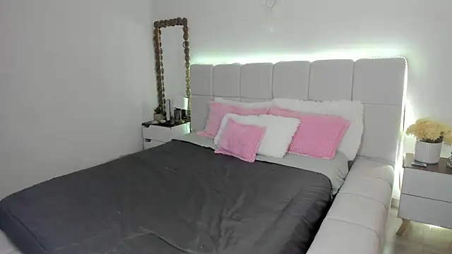 Ori_valentina's cam snapshot