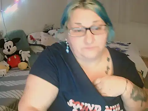 BlondyBigBoobs live sex cam