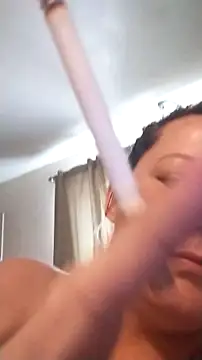 whitecream88's cam snapshot