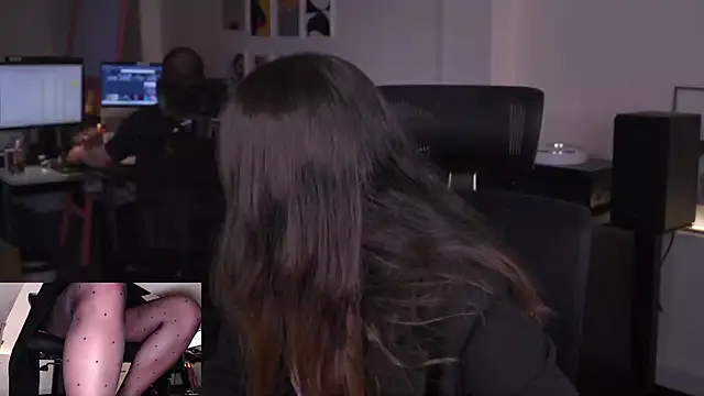 _KimberlyClars_'s cam snapshot