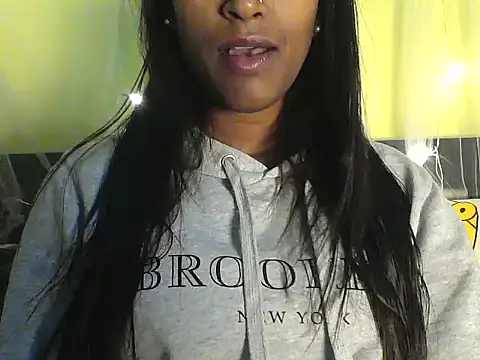 Dora_7827's cam snapshot