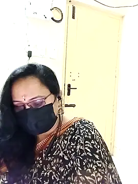 Ananya_flower's cam snapshot