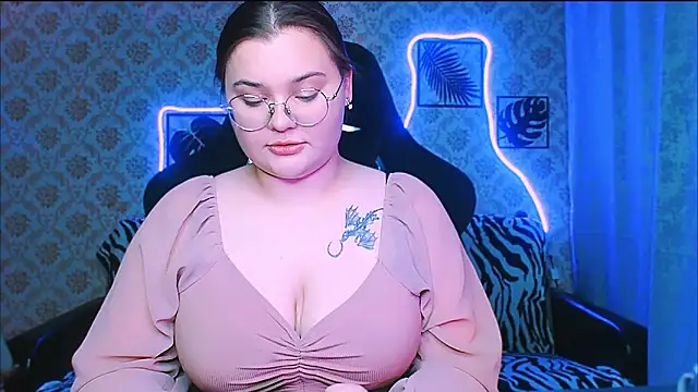 InLoveWithLife26's cam snapshot