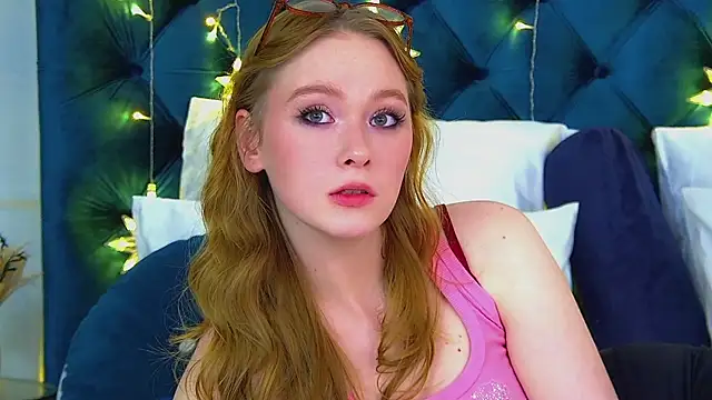 AgataFoxley's cam snapshot