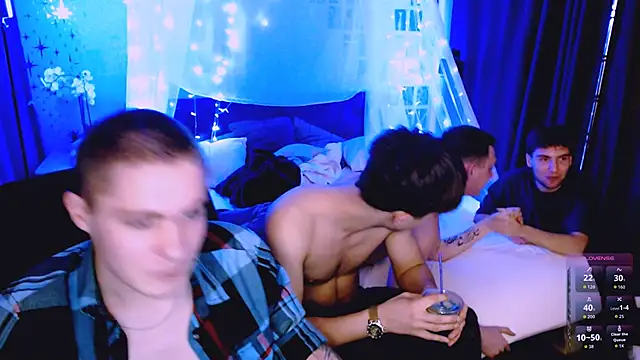 travis_wolf_ live sex cam