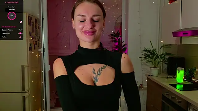 MissLovex live sex cam