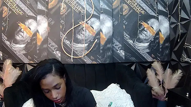 Lilmisbaddyxxx's cam snapshot