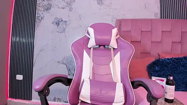 Mia_Duarte1's cam snapshot