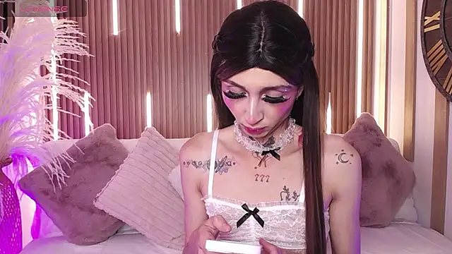 Aniie_Doll live sex cam