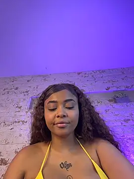 pamela_west's cam snapshot