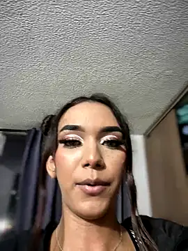 Nikol_Rang__ live sex cam