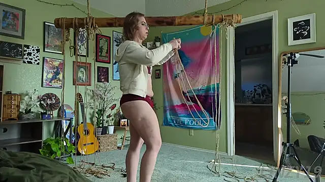 Linzy_19 live sex cam