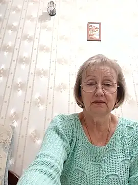 AlikaSwan5821's cam snapshot