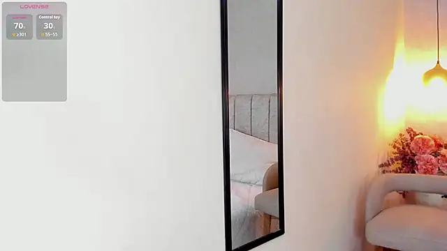 tutu_milf's cam snapshot