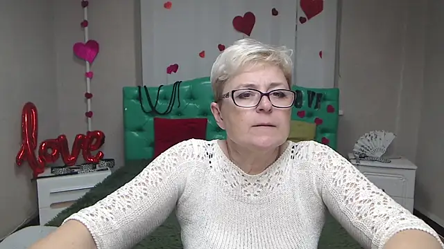 EmiliaGree's cam snapshot