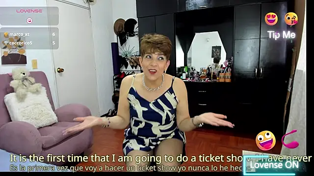 Angelina_Stone_65's cam snapshot