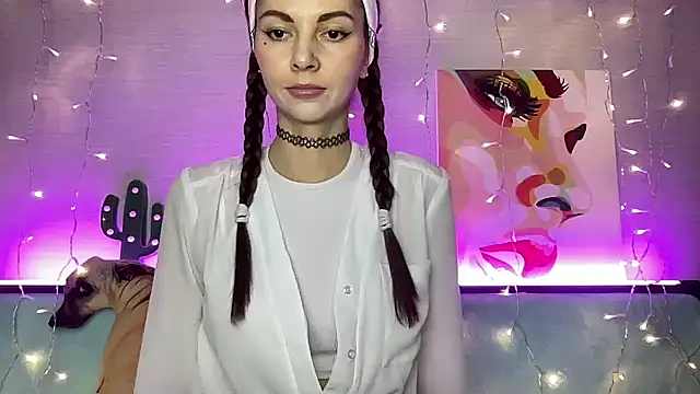 Musicalgirl's cam snapshot