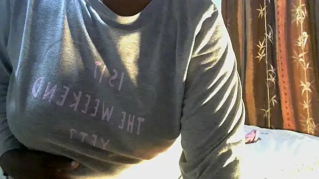 LadyLillyX's cam snapshot