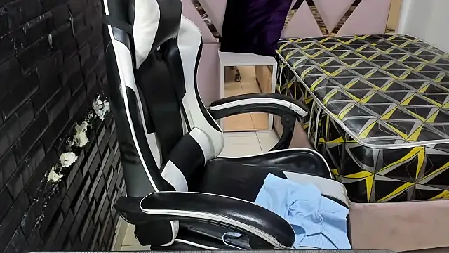 AshleyVanessaRx's cam snapshot