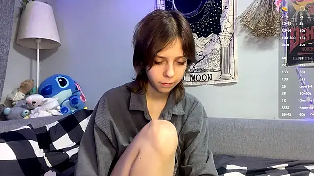 FairyLuna's cam snapshot