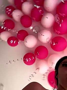 Valeriaa__001's web cam