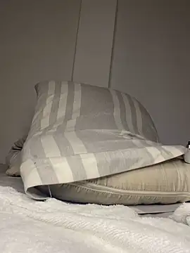 Michelle_johnson_'s cam snapshot