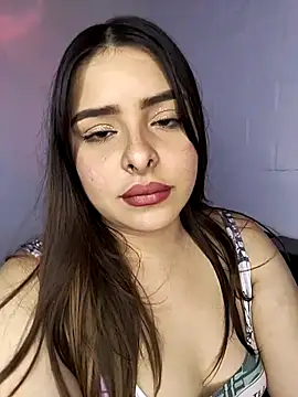 Nahomy_cm's cam snapshot