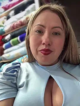 VIOLETA-25_'s cam snapshot