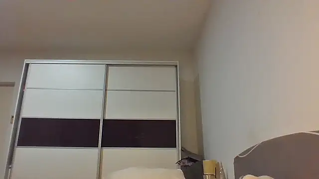 dottika's cam snapshot