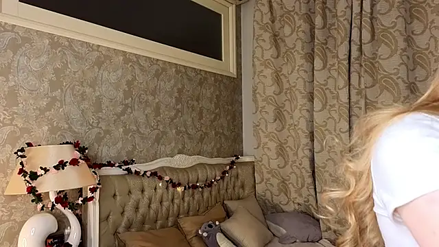 Emma_Frosty's cam snapshot