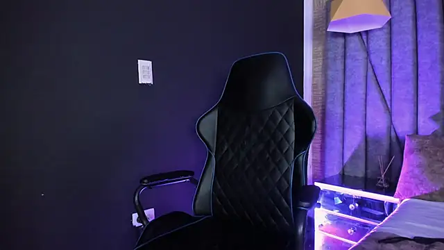 RousseWalker's cam snapshot