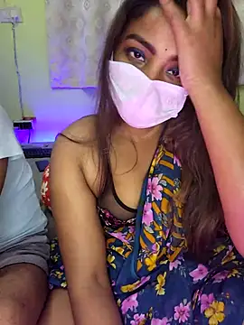 Trending_Couple live sex cam