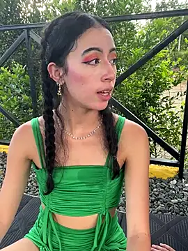 SAMANTHA_AND_PETER live sex cam