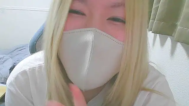 Remi_official live sex cam