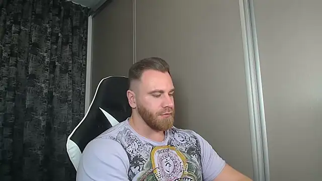 Thori92 live sex cam