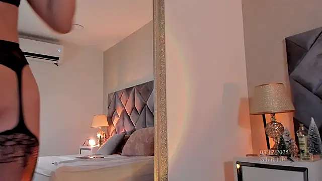 Luisa0110 live sex cam