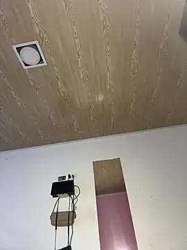 Miablush09's web cam