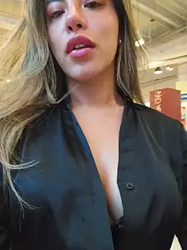 Karen_San_Miguel's cam snapshot