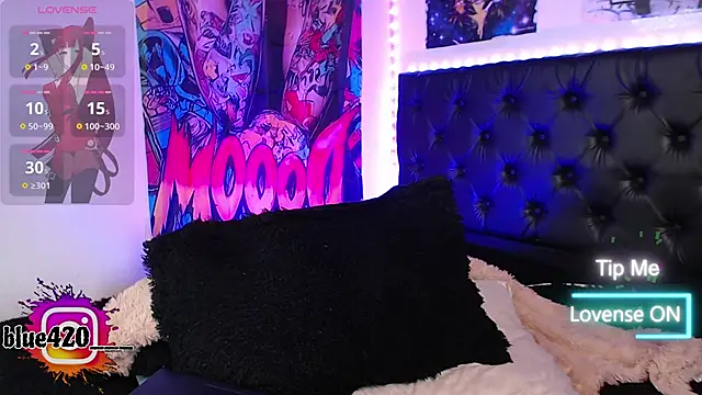 Skyler__blue4 live sex cam