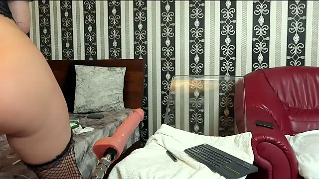 MARIA-LITLLE's cam snapshot