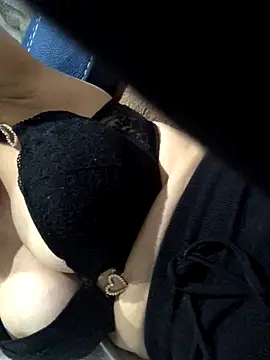 AlevNaz's cam snapshot