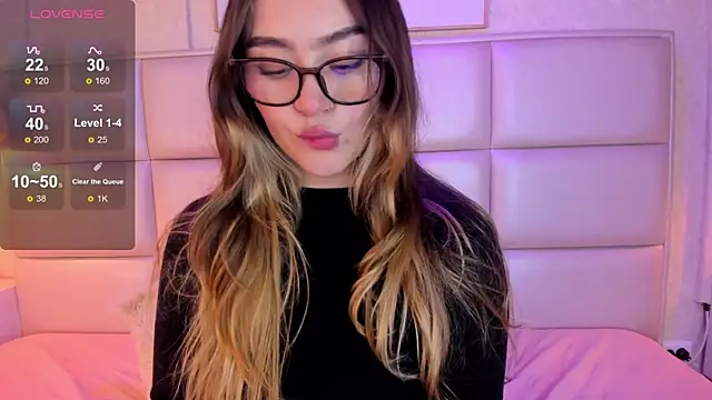 Kate_Winslet_'s cam snapshot