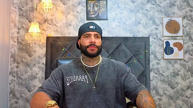 Apolo_rousse1 live sex cam