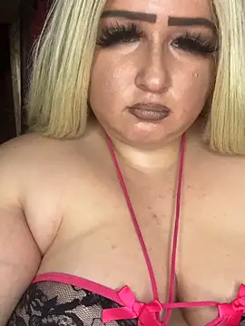 Maliyahsweets4you's web cam