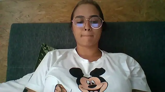 trianabell's cam snapshot