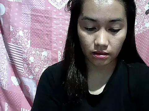 CreamyPussy30's cam snapshot